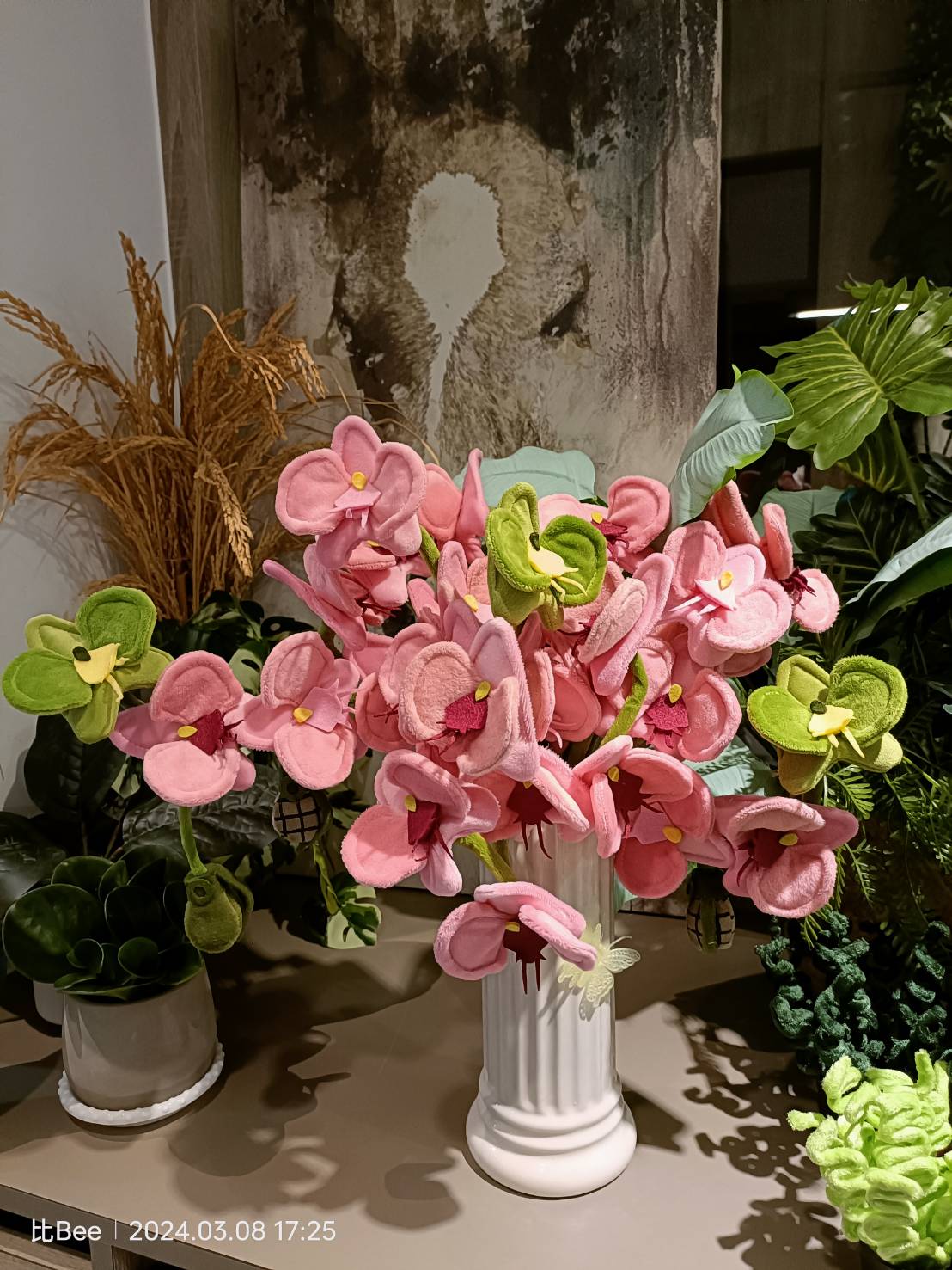 全世界最偉大的愛❤️母親節檔期花藝設計之其一，特地加入最近愛爆了的-彈簧草 元素，增添獨特感 🥰